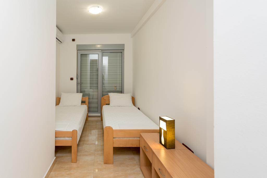 Adriatic Raf Apartments Будва Екстер'єр фото