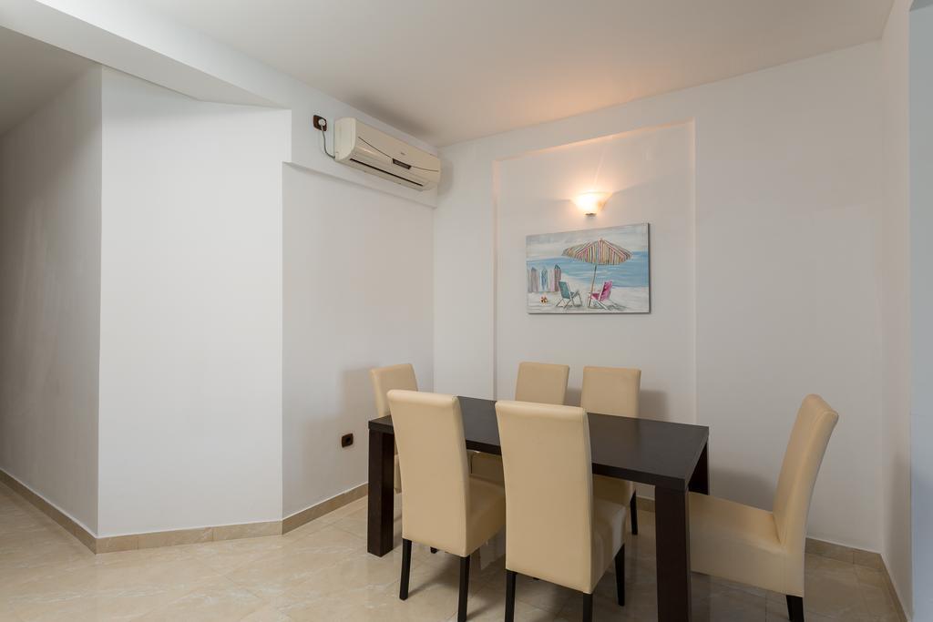Adriatic Raf Apartments Будва Екстер'єр фото